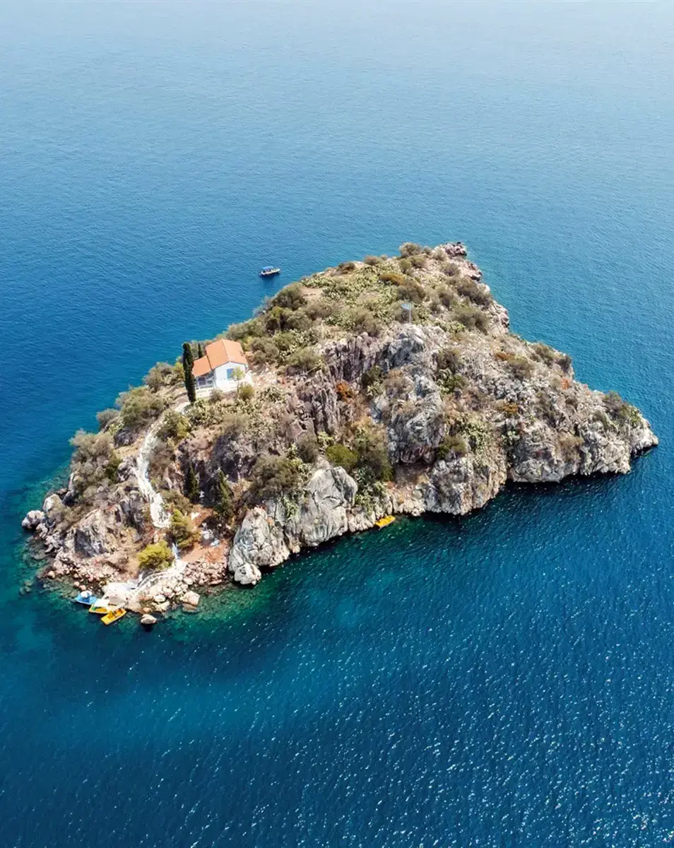 Koronisi Tolo Island with Church