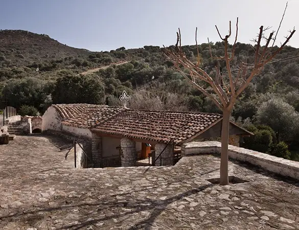 Siteseeing in Tolo Monastery