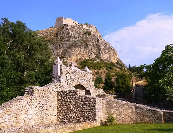 Είσοδος στην Παλιά Πόλη Ναύπλιο