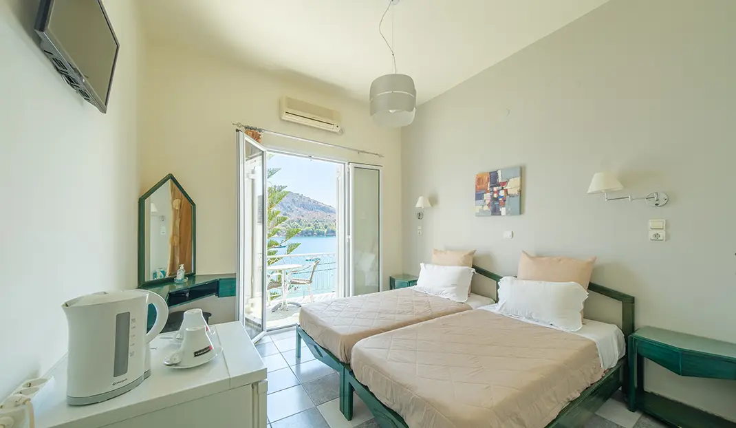 Τολό Δίκλινο με Θέα Θάλασσα