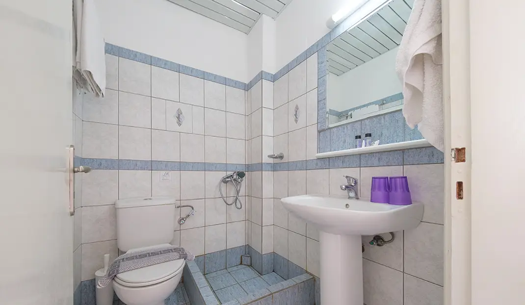 Tolo Beach Accommodation